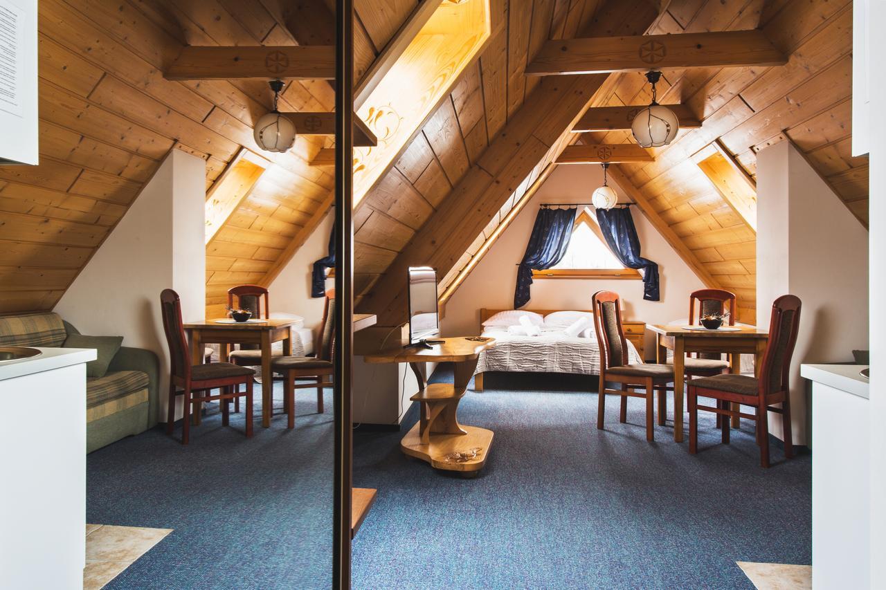 Cubryna Apartment *